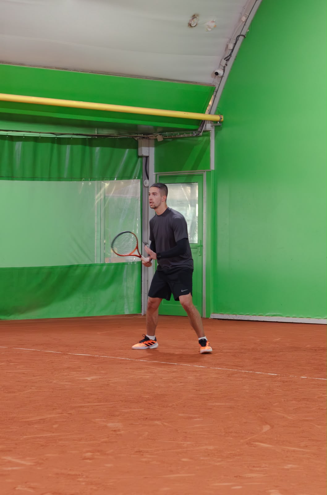 Uczestnicy Kapusz Tennis Cup na korcie we Wrocławiu