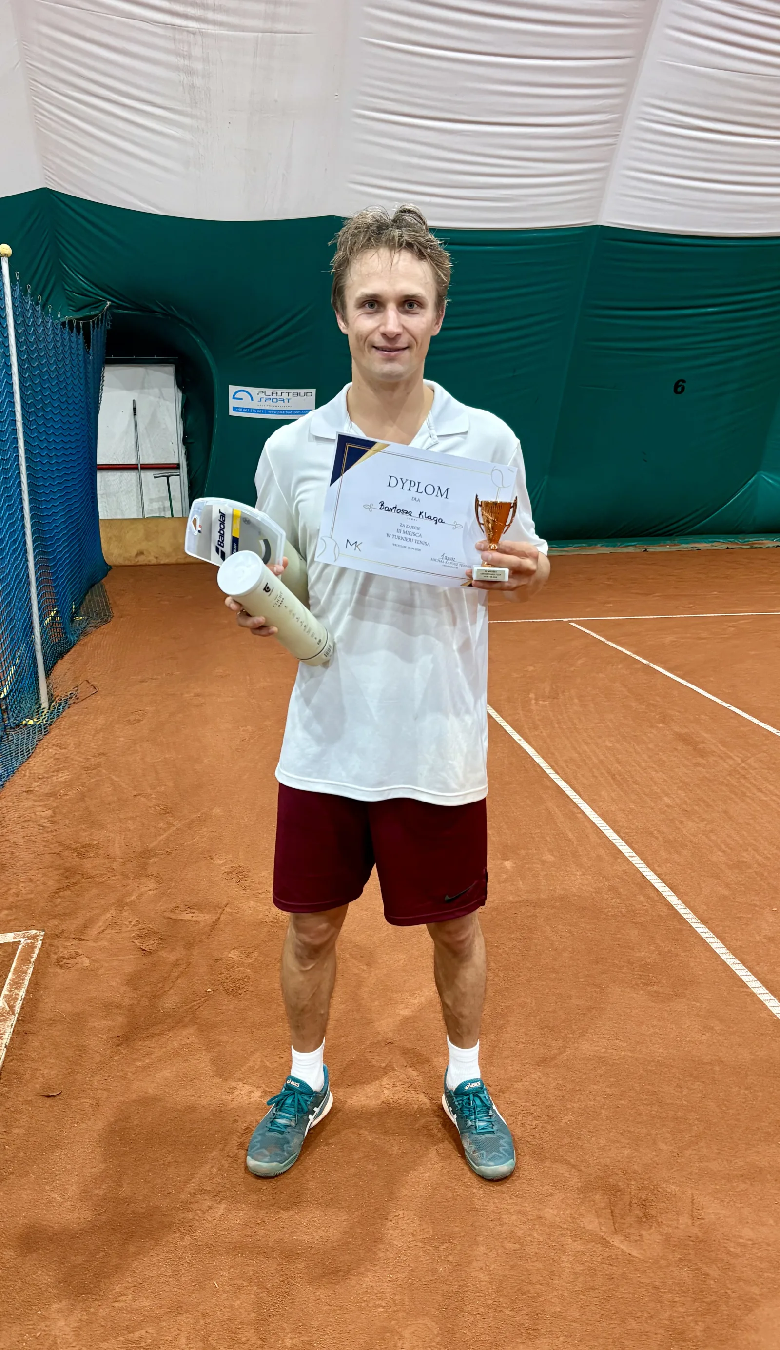 Bartosz Klag z nagrodami za trzecie miejsce w Kapusz Tennis Tour